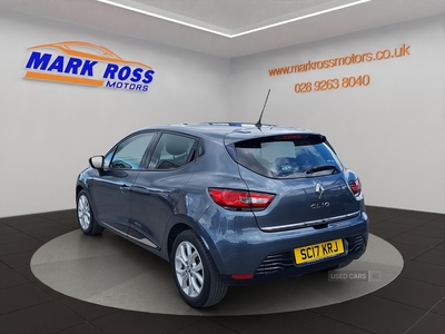 SC17KRJRenaultClio-4