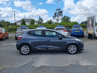 SC17KRJRenaultClio-7