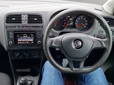 SC65HBEVolkswagenPolo-16