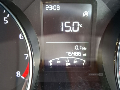 SC65HBEVolkswagenPolo-18