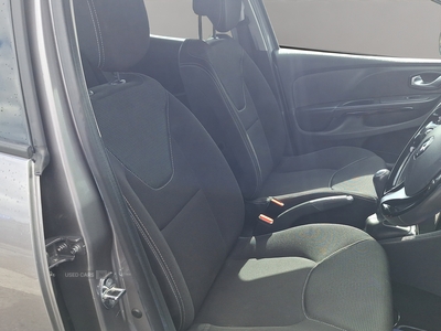 SD66YMPRenaultClio-15