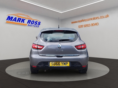 SD66YMPRenaultClio-5