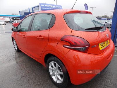 SE15ABNPeugeot208-4