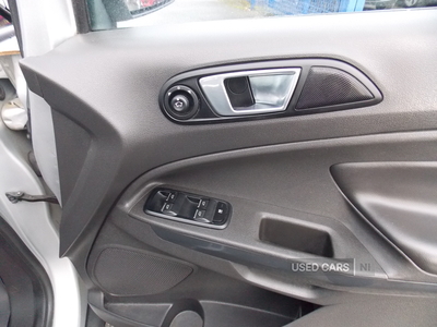 SE65NFRFordEcoSport-13