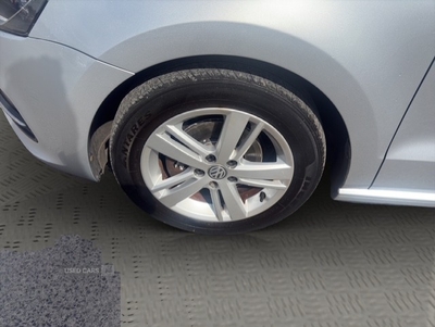 SH16XGLVolkswagenPolo-13
