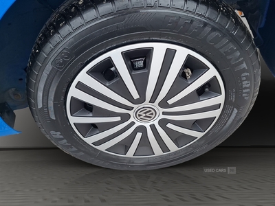 SL16LZFVolkswagenUp-15