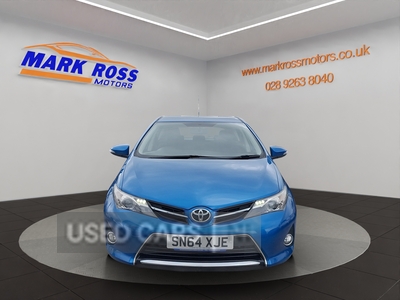 SN64XJEToyotaAuris-1