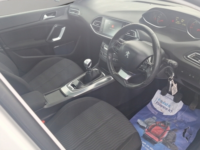 SR14DYTPeugeot308-14