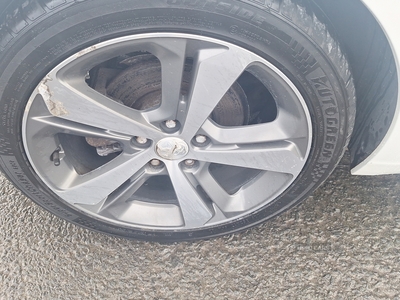 SR14DYTPeugeot308-8