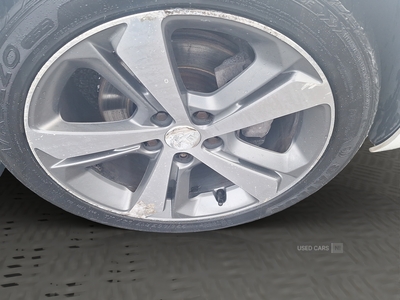 SR14DYTPeugeot308-9