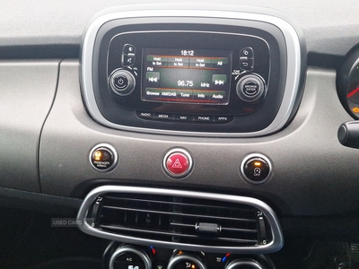 WM16LTKFiat500X-17